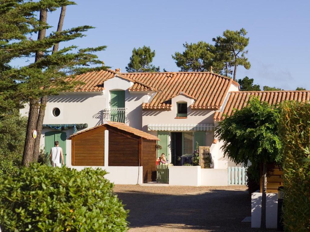 Madame Vacances Le Domaine De Vertmarines Saint-Jean-de-Monts Exterior foto